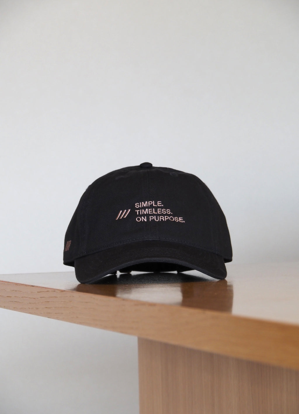 SIMPLE Embroidery Baseball CAP / Lism Original