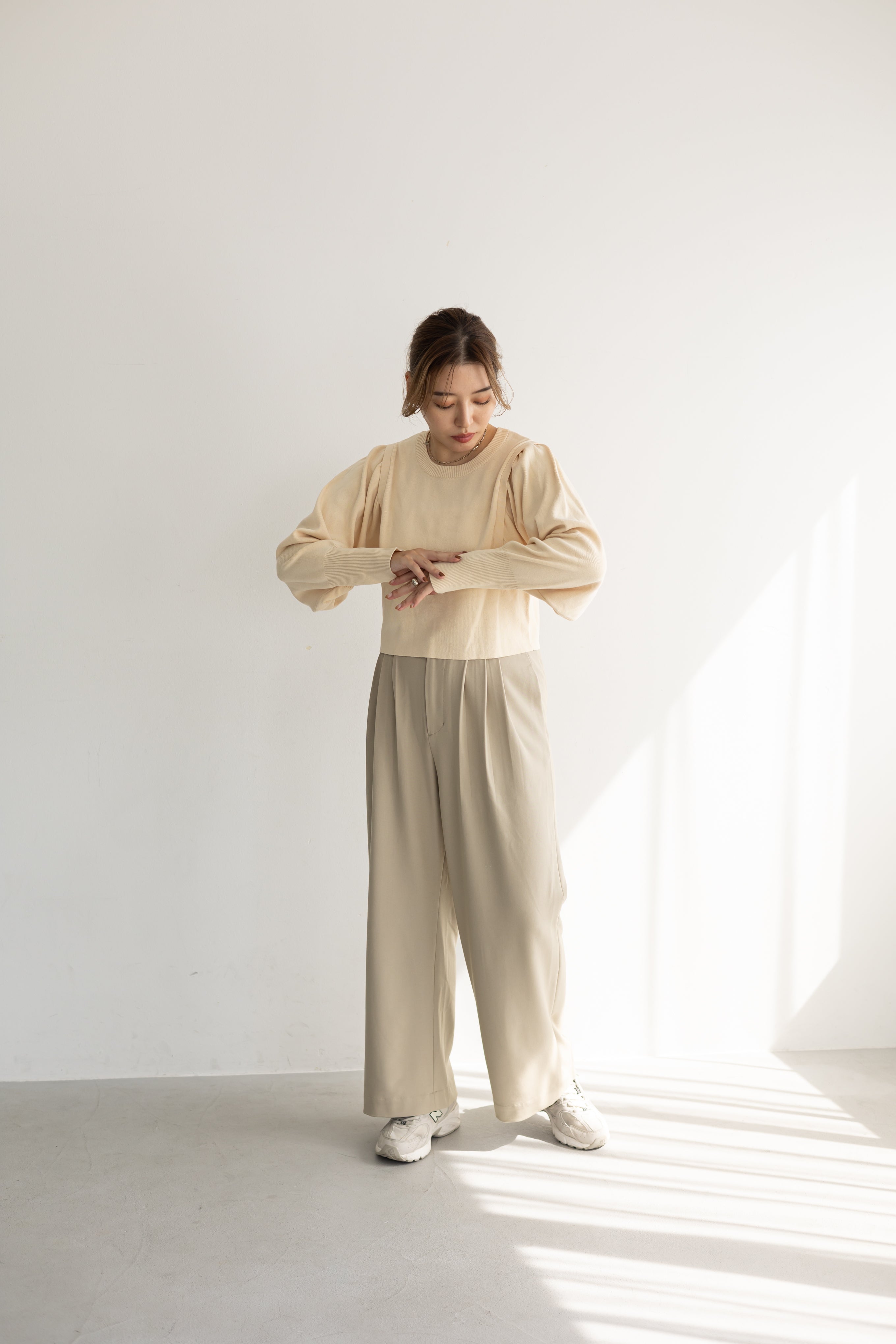 (WOMEN) ギャザースリーブニットトップス [CAI4565]