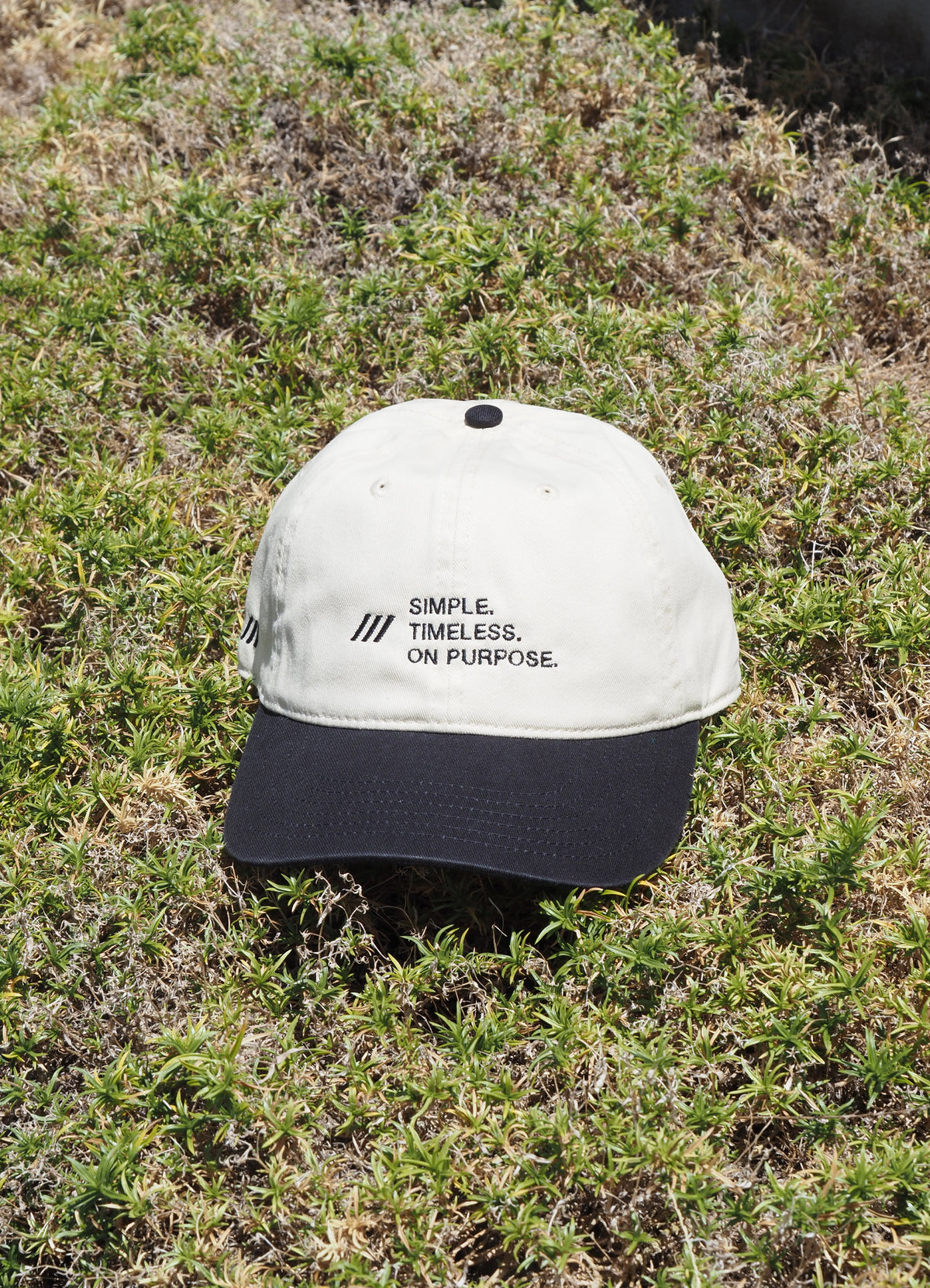 SIMPLE Embroidery Baseball CAP / Lism Original