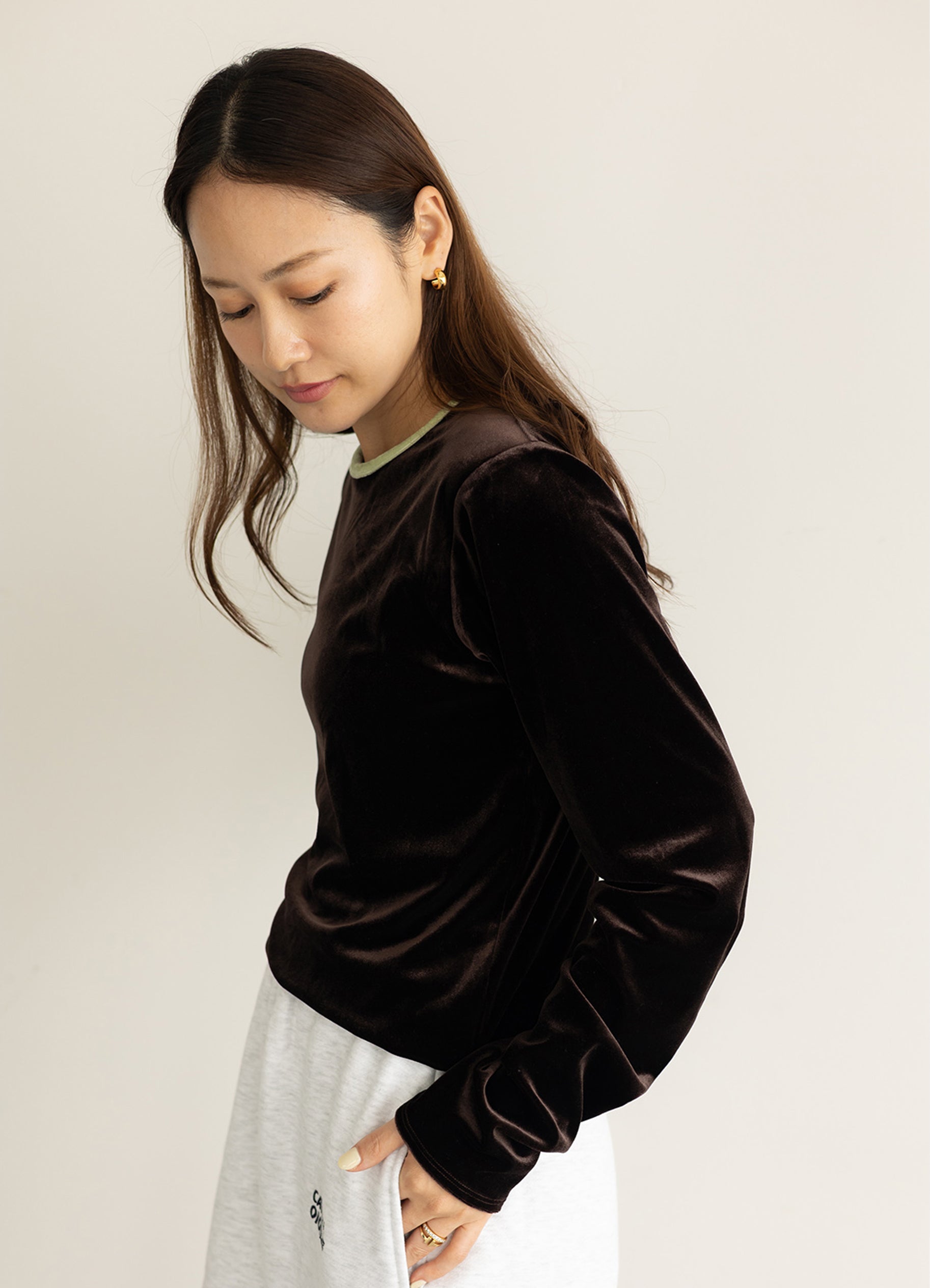 (WOMEN) バイカラーベロアロンT