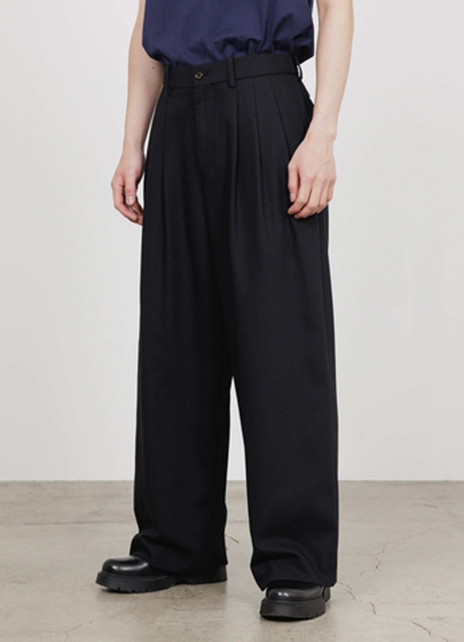 Triple Pleated Wide Trousers -Organic Cotton Survival Cloth-[A26A93PT03C]
