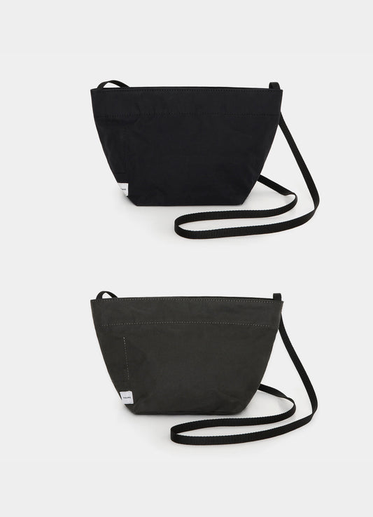 SHOULDER BAG -ORGANIC COTTON HEAVY ALL WEATHER CLOTH-[A24D01AC02C]