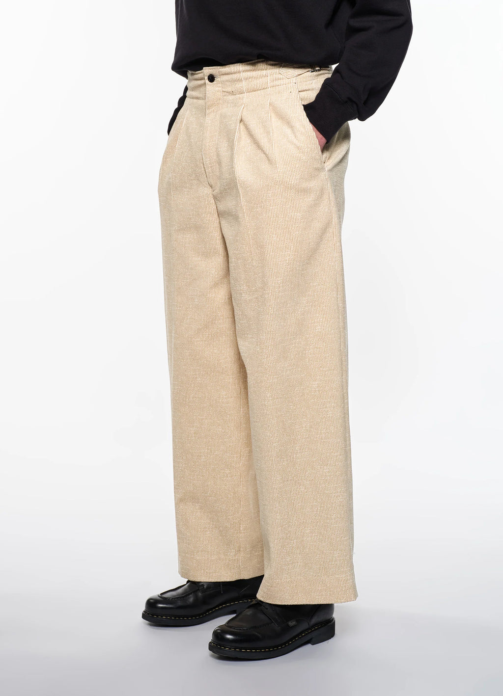 Two Tuck Military Trousers -Organic Cotton 8-Wale Corduroy-