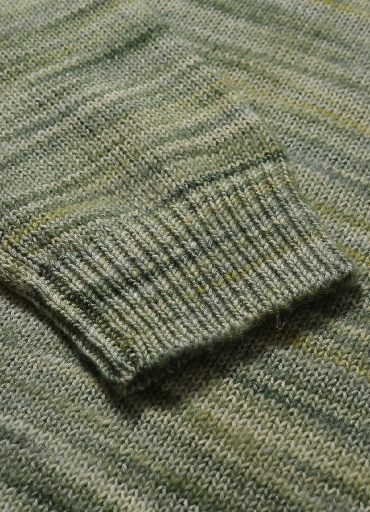 MIXED ROUND NECK KNIT [HOD26-01-KN001]