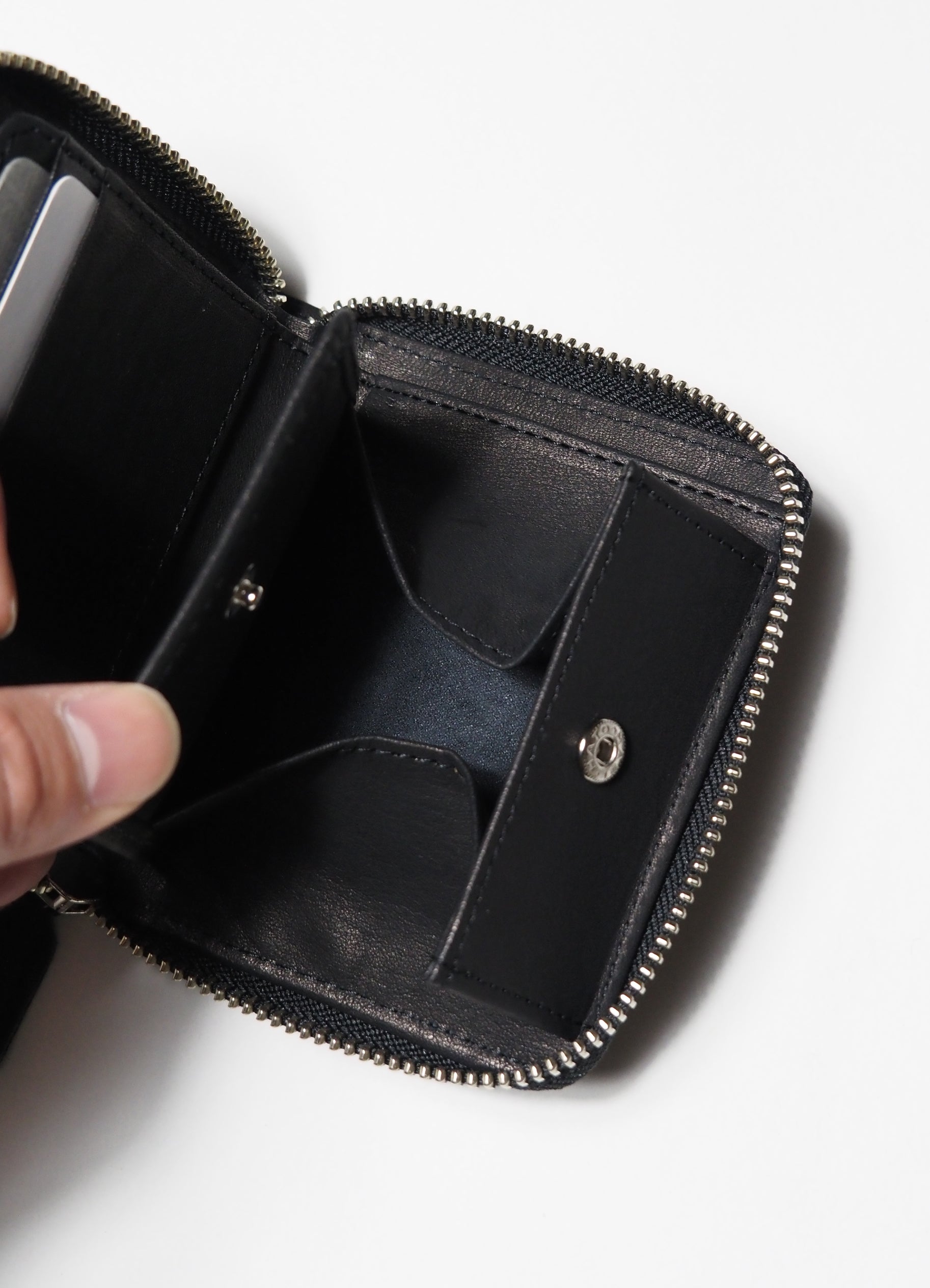 CRONY (クルニー) / Mini Round Zip Wallet [CRNU-02]