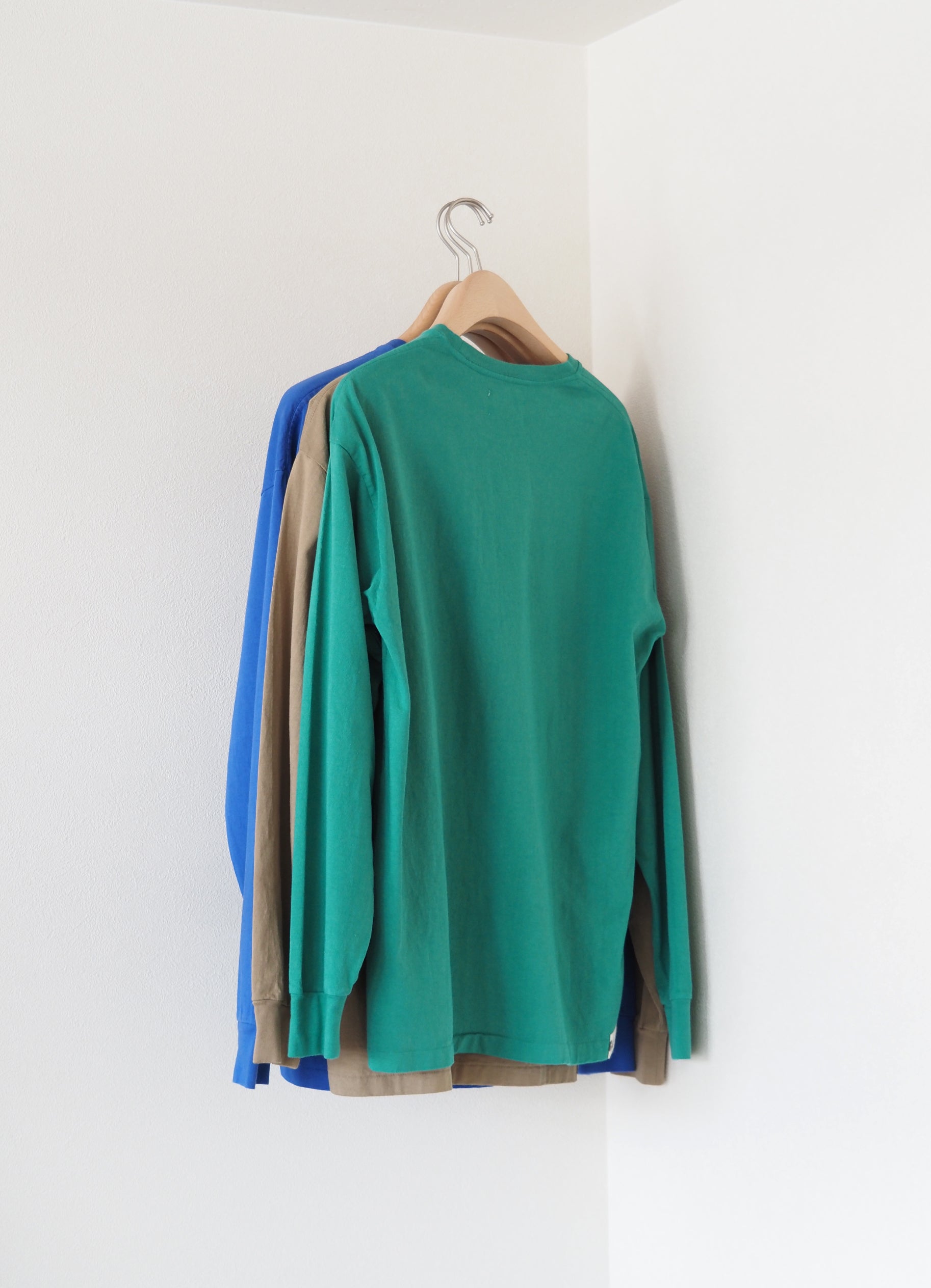 SOLID COLOR L/S TEE [CL231-063]<SALE>